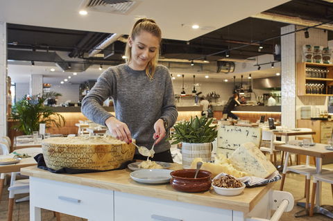Flaming Cheese Wheel And Wine Experience: Gasworks - Yarra Valley Accommodation 0