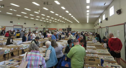 Rotary Club Of Wagga Wagga - Book Fair - Yarra Valley Accommodation 0