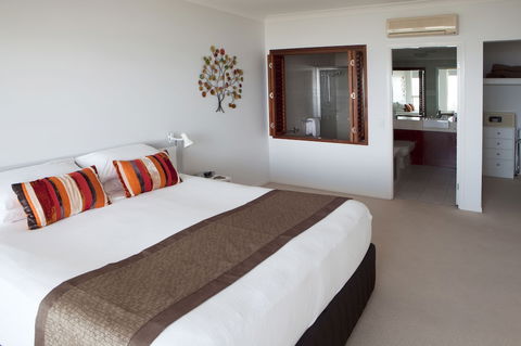 Waters Edge Apartments Cairns - Yarra Valley Accommodation 4