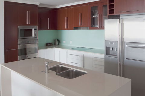 Waters Edge Apartments Cairns - Yarra Valley Accommodation 2