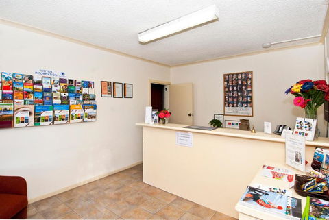 Econo Lodge Hacienda Motel Geelong - Yarra Valley Accommodation 3