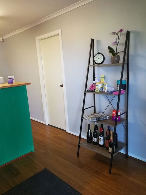 Lakeside Lodge Motel - Yarra Valley Accommodation 3