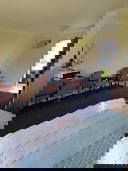 Lakeside Lodge Motel - Yarra Valley Accommodation 6