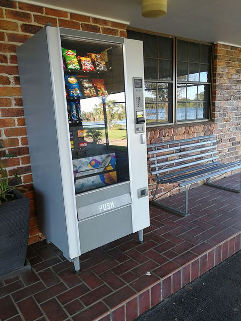 Lakeside Lodge Motel - Yarra Valley Accommodation 4
