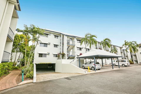 Citysider Cairns - Yarra Valley Accommodation 0