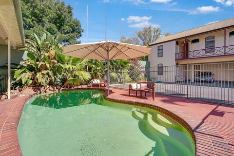 Prince Of Wales Motor Inn - Yarra Valley Accommodation 1