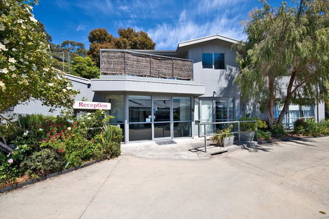 Lorne Bay View Motel - Yarra Valley Accommodation 0