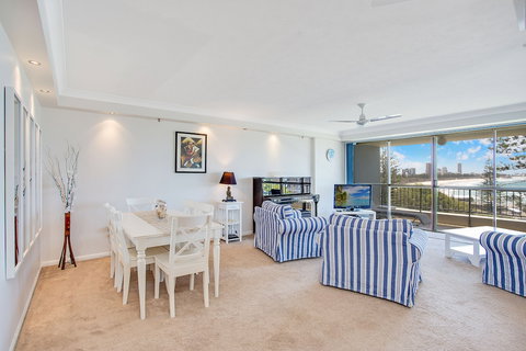 Gemini Court Holiday Apartments - Yarra Valley Accommodation 6