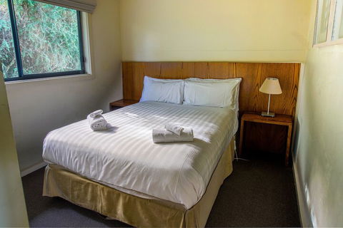Beacon Point Ocean View Villas - Yarra Valley Accommodation 7