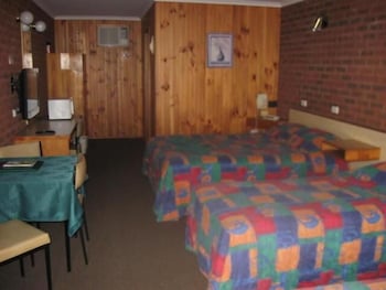 Country Roads Motor Inn Narrandera - Yarra Valley Accommodation 6