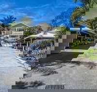 Cairns City Garden Apartment - Yarra Valley Accommodation
