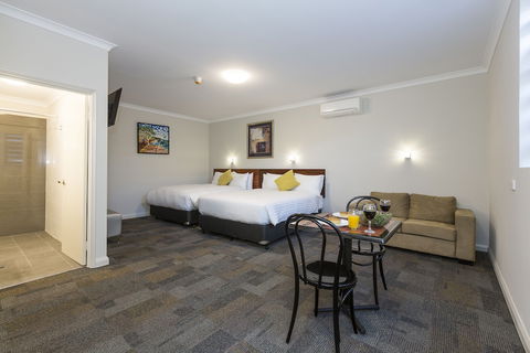 Gallery Hotel - Yarra Valley Accommodation 6