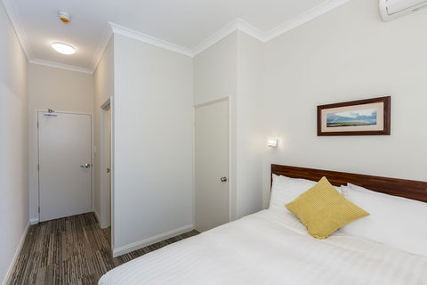 Gallery Hotel - Yarra Valley Accommodation 2