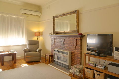 Holistic Haven - Yarra Valley Accommodation 4