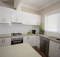 Central Wagga House - Yarra Valley Accommodation