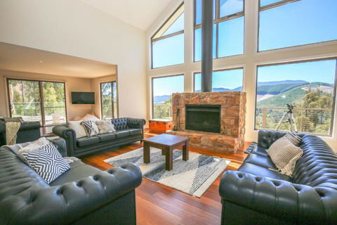 Kangaroo Lodge - Yarra Valley Accommodation 1