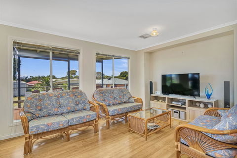 Green Reef Beach House - Yarra Valley Accommodation 4