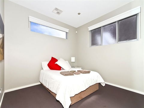 Ocean 180A - Yarra Valley Accommodation 4