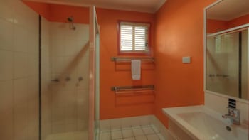 BIG4 Aussie Outback Oasis Holiday Park - Yarra Valley Accommodation 1