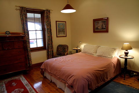 Adelaide Heritage Cottages & Apartments - Yarra Valley Accommodation 5