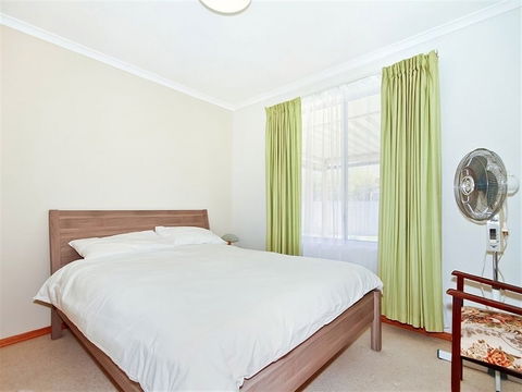 Sun & Sea - Yarra Valley Accommodation 2