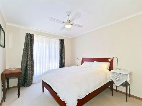 Sun & Sea - Yarra Valley Accommodation 4