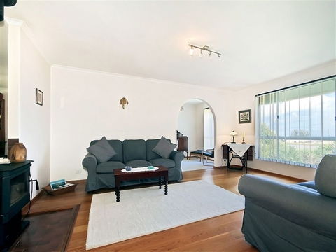 Sun & Sea - Yarra Valley Accommodation 6