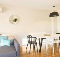 New Designer Home  Parking  Close to Airport - Yarra Valley Accommodation