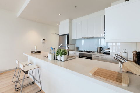 LENA, 2BDR Southbank Apartment - Yarra Valley Accommodation 2