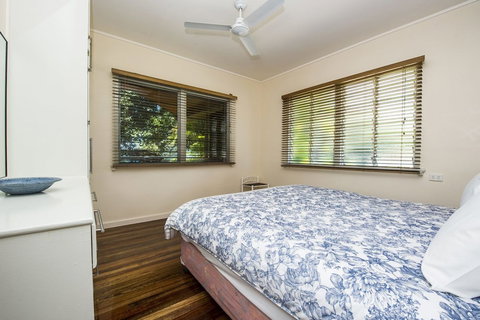 Picnic Bay Apartments Unit 3 - Yarra Valley Accommodation 1