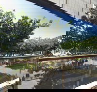 Maggies Beachfront Apt. 5 - Yarra Valley Accommodation