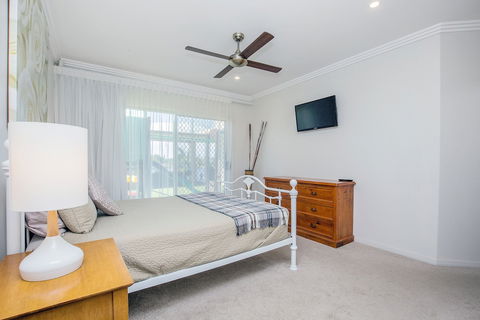 Lakehouse Family Oasis - Yarra Valley Accommodation 2