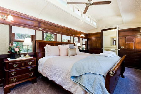 Oak Tree Cottage - Mundaring - Yarra Valley Accommodation 2