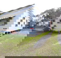Muller's Cottage at Hat Head - Yarra Valley Accommodation