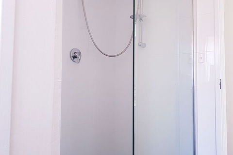 Clayton Apartment - Yarra Valley Accommodation 7
