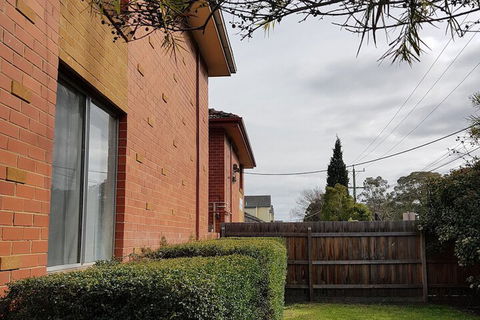 Clayton Apartment - Yarra Valley Accommodation 2