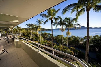 Lagoon 006 On Hamilton Island - Yarra Valley Accommodation 0