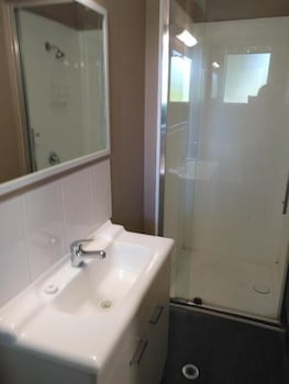 Irish Club Accommodation - Yarra Valley Accommodation 5
