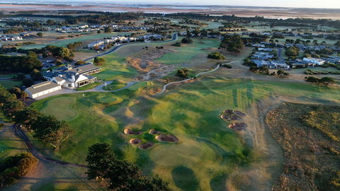 13th Beach Golf Lodges - Yarra Valley Accommodation 2