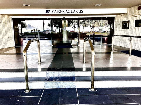 Cairns Apartment Esplanade Ocean Views - Yarra Valley Accommodation 1