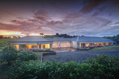 Emerald Lodge - Yarra Valley Accommodation 4