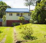 Pet Friendly Beach Cottage at Ballingalla
