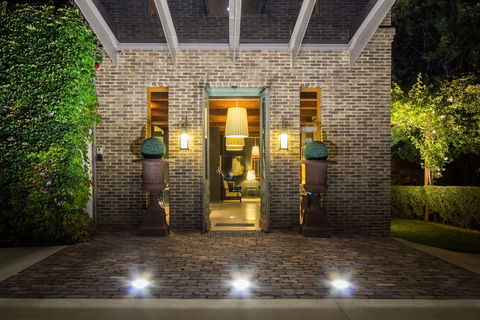 De Russie Boutique Hotel Orange - Yarra Valley Accommodation 2