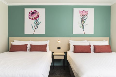 Nightcap At Balaclava Hotel - Yarra Valley Accommodation 5