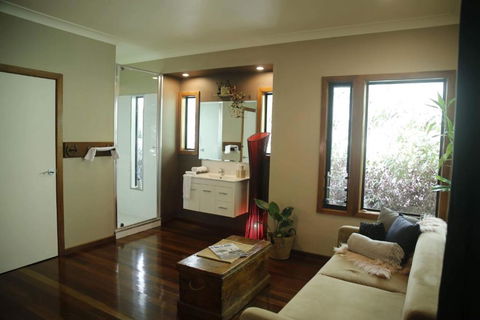 Treetops Retreat Cairns - Yarra Valley Accommodation 2