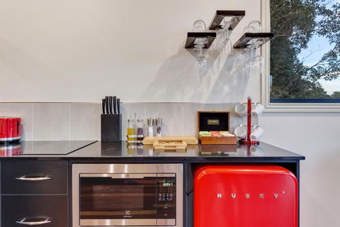 Serenity At Ravensbourne Escape - Yarra Valley Accommodation 4