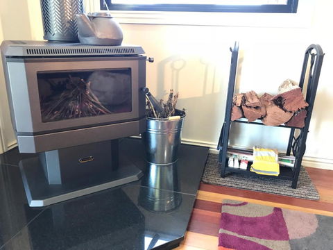 Serenity At Ravensbourne Escape - Yarra Valley Accommodation 3