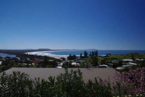 Beau Soleil 28 East Street - Yarra Valley Accommodation 0