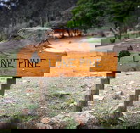 Lone Pine Farmhouse