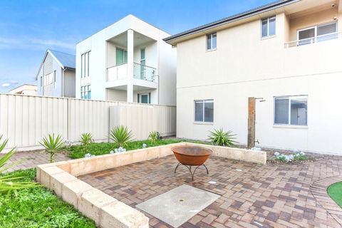 Avaya Sellicks Beachfront Getaway WiFi - Yarra Valley Accommodation 6